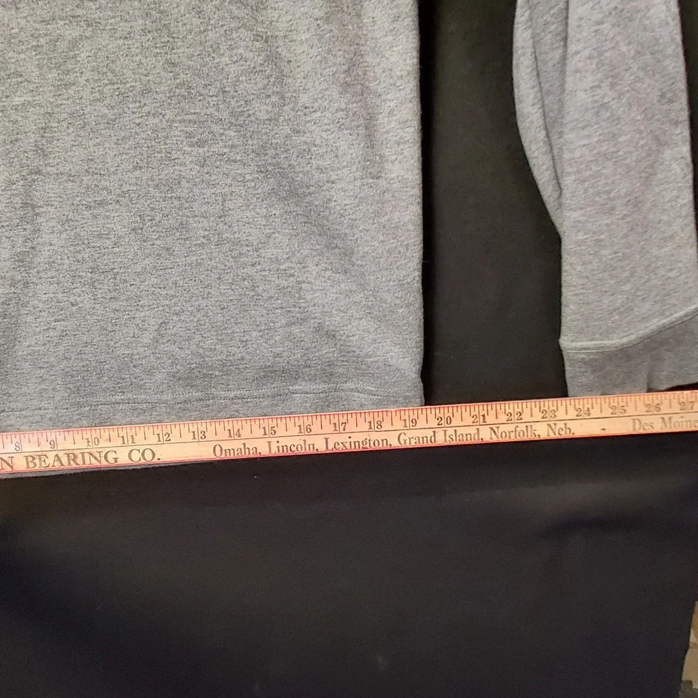 Banana Republic Medium Moisture Wicking Bungee Hoodie Grey Quarter Zip Pullover
